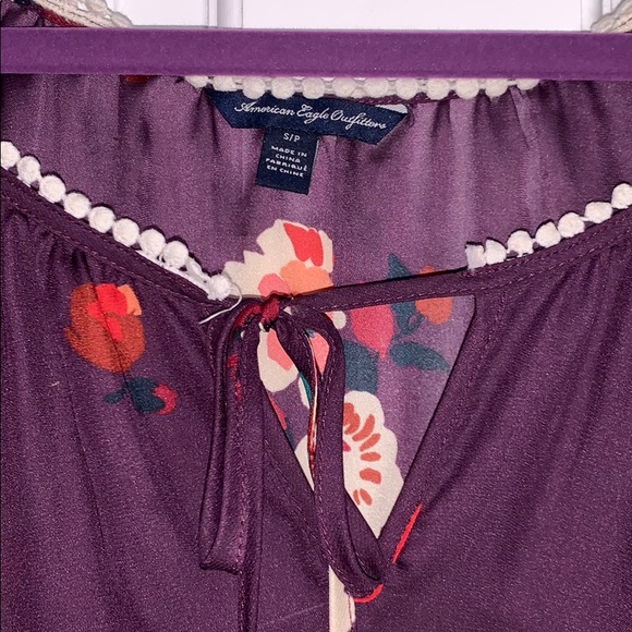 Beautiful blouse - Picture 2 of 4